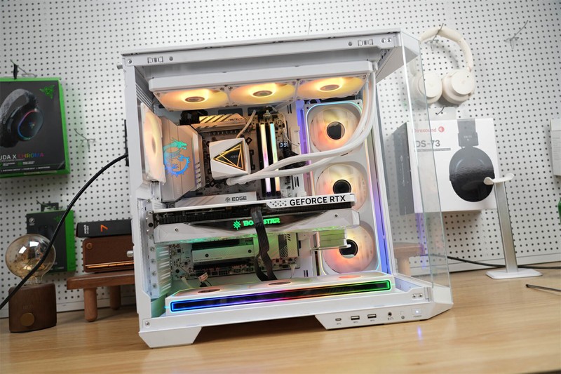 刀锋钛出击，微星MPG B850 EDGE TI WIFI让AMD 9000系走进千家万户！