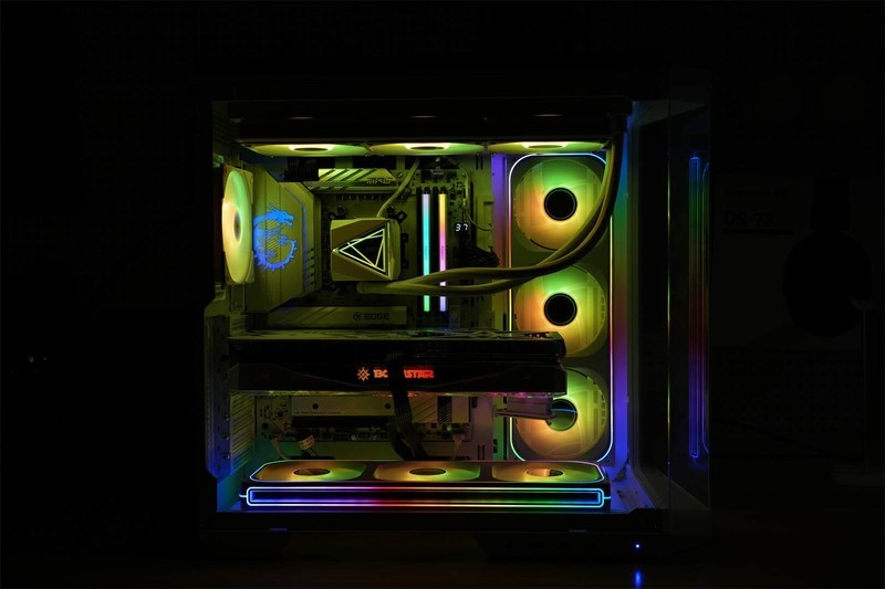 刀锋钛出击，微星MPG B850 EDGE TI WIFI让AMD 9000系走进千家万户！