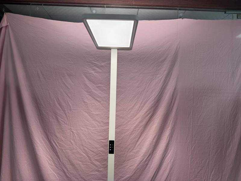 雷士护眼大路灯好用吗？书客、雷士、米家实力大比拼！