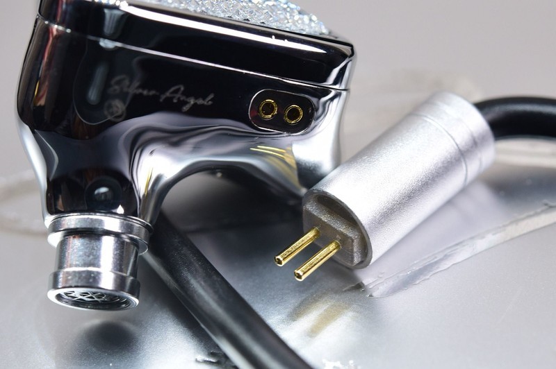 高解析+监听+乐感三位一体！丽弦STA-Hi End MAX双动圈简评