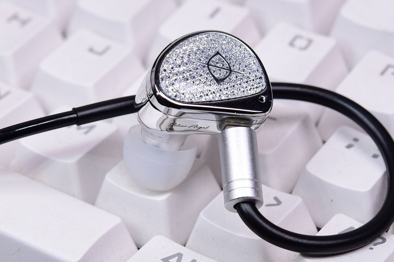 高解析+监听+乐感三位一体！丽弦STA-Hi End MAX双动圈简评