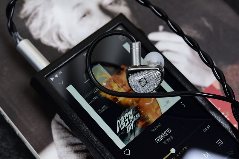 高解析+监听+乐感三位一体！丽弦STA-Hi End MAX双动圈简评