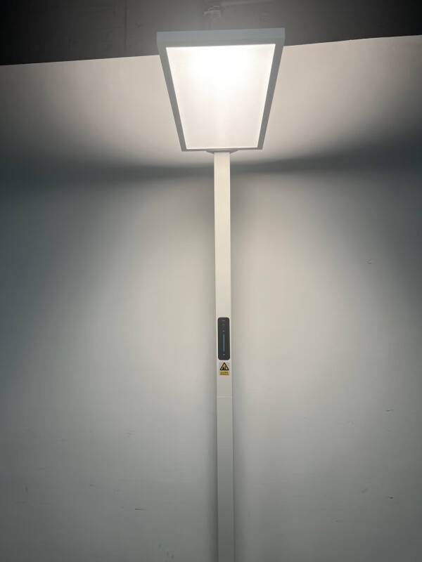 儿童护眼钢琴灯哪个牌子好一点？精选五款热销儿童专用护眼钢琴灯