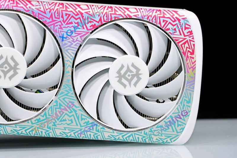 DLSS 4 正在大规模普及！用索泰 RTX 5070 XGAMING OC 享受吧！