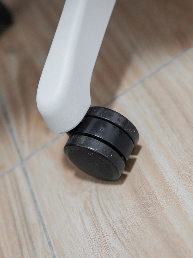 永艺XY椅上手实测，告诉你到底怎么样