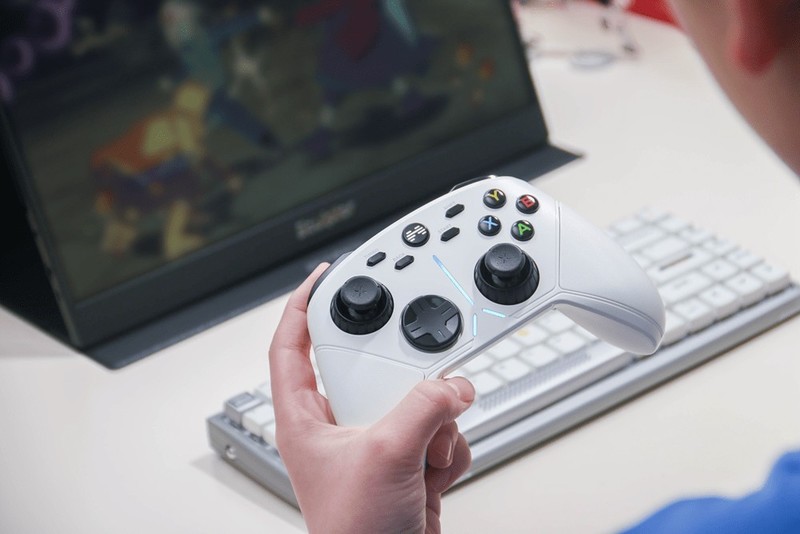 没有游戏手柄敢说自己是游戏玩家吗？北通阿修罗3S，车枪球通吃!