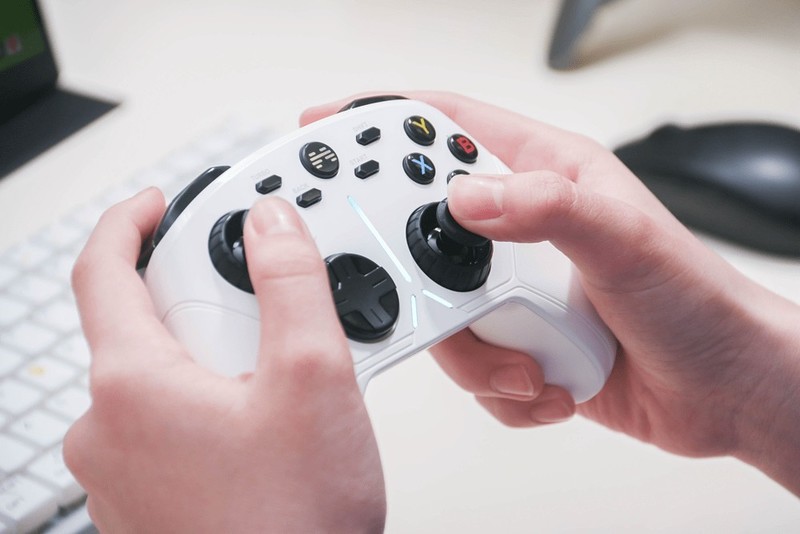 没有游戏手柄敢说自己是游戏玩家吗？北通阿修罗3S，车枪球通吃!