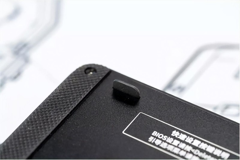 6核心12线程AMD迷你主机也能搞AI创作，零刻SER5 R5-5500U评测