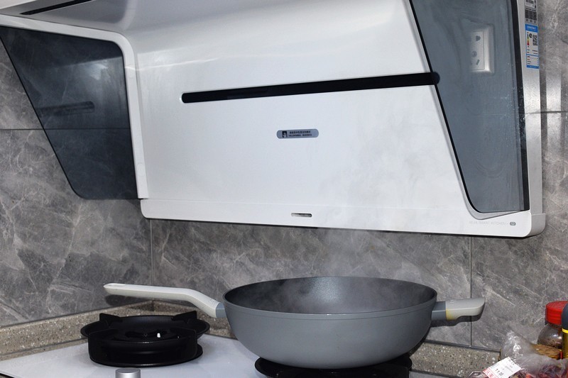 打造无烟无味健康开放式厨房--米家净烟机S2