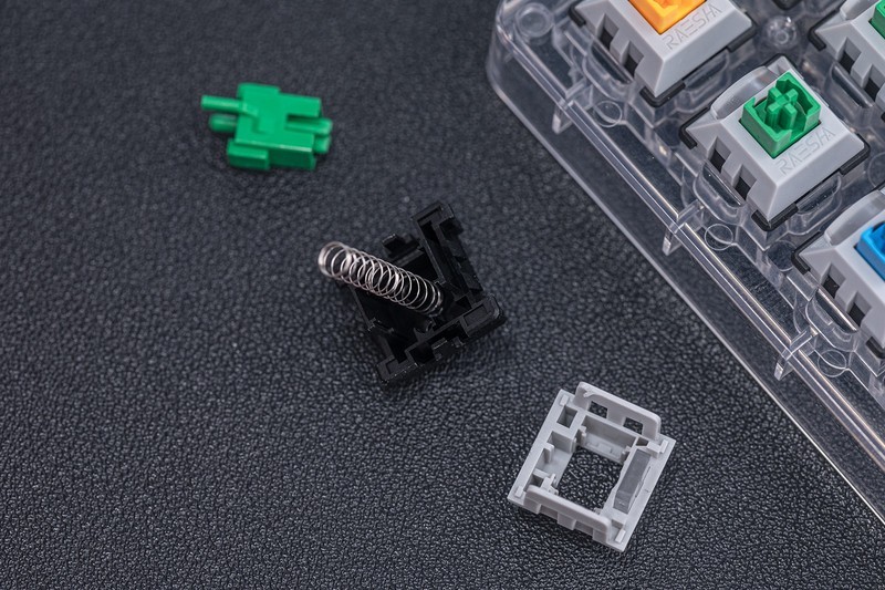 有一拆一，拆解分析瑞翼鲨五行轴手感之谜