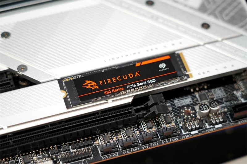 希捷酷玩530与微星主板强强联合：定义存储新速度，极致性能体验