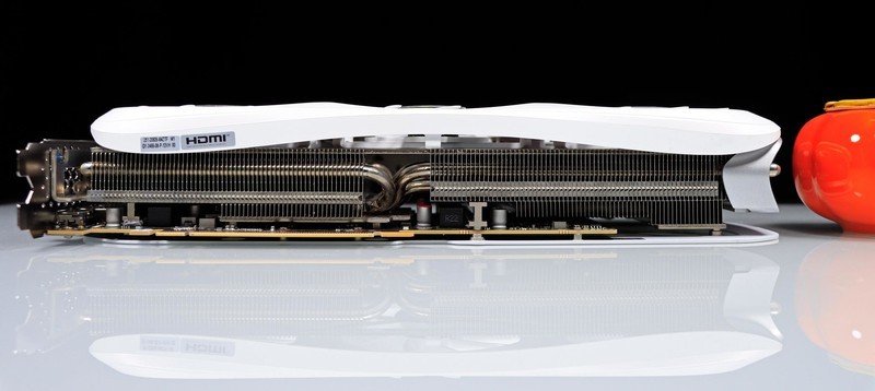 9800X3D，目前最强游戏 CPU，不服来战！力压 14900K！