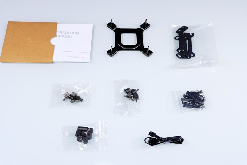 9800X3D，目前最强游戏 CPU，不服来战！力压 14900K！