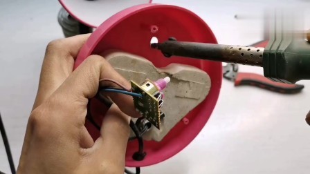 护眼灯最好的品牌排行榜前十名更新：学生护眼台灯怎么选购？