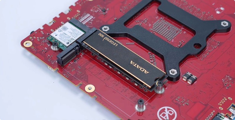 极摩客EVO-X2实测：看锐龙AI Max+395如何颠覆迷你主机性能极限?？