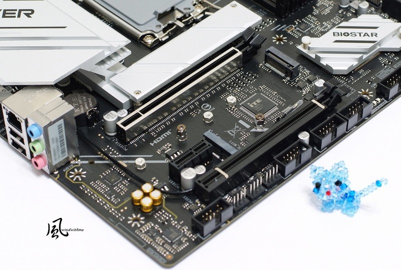 BIOSTAR B760M-SILVER搭载13600K风冷效能实测