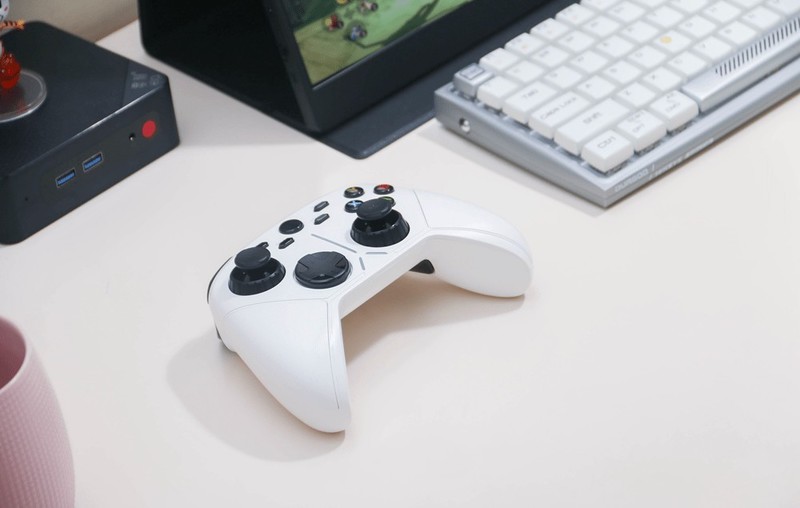 没有游戏手柄敢说自己是游戏玩家吗？北通阿修罗3S，车枪球通吃!