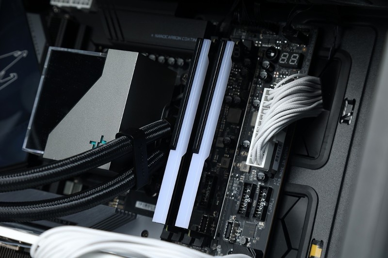 高频率才是DDR5内存的正确打开方式，阿斯加特D5-7200内存实测