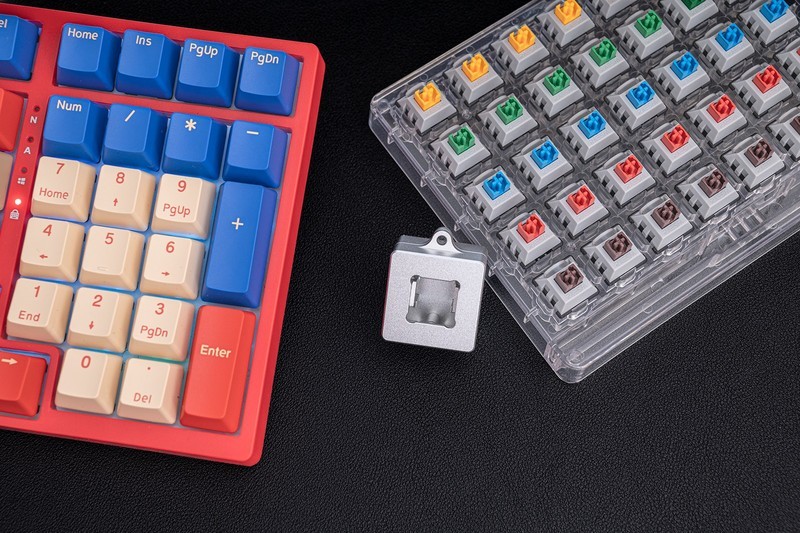 有一拆一，拆解分析瑞翼鲨五行轴手感之谜