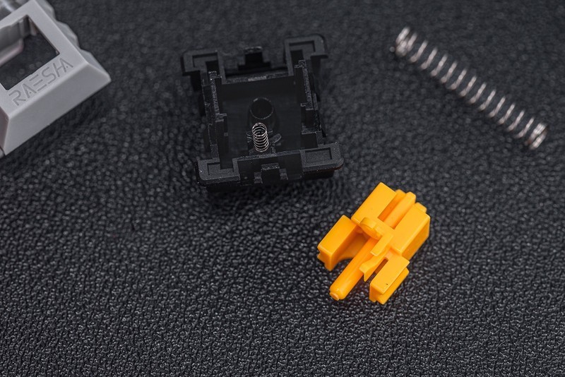 有一拆一，拆解分析瑞翼鲨五行轴手感之谜