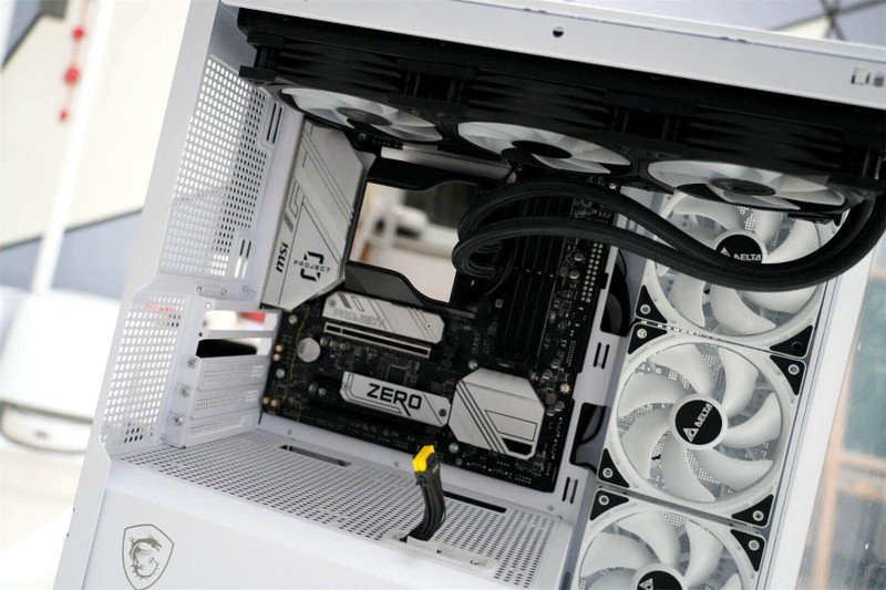 希捷酷玩530与微星主板强强联合：定义存储新速度，极致性能体验