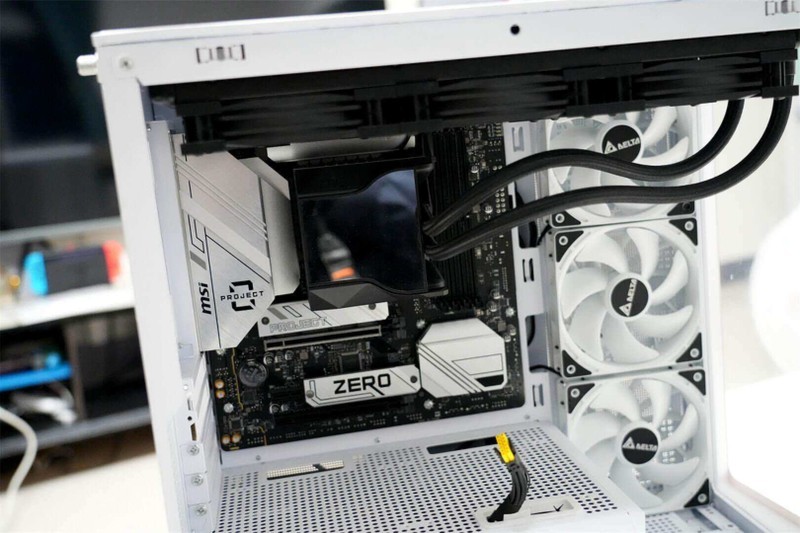 希捷酷玩530与微星主板强强联合：定义存储新速度，极致性能体验