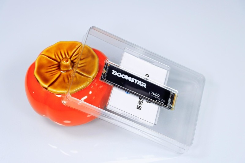 9800X3D，目前最强游戏 CPU，不服来战！力压 14900K！