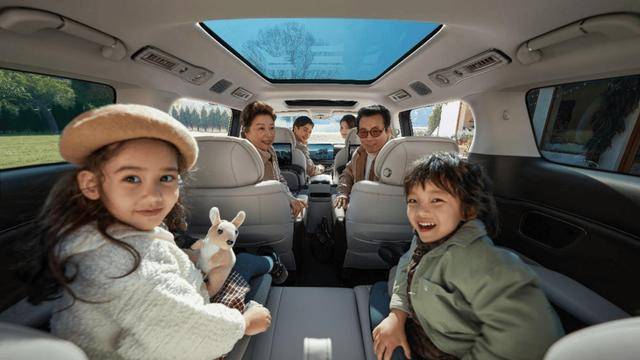 2025 款腾势 D9 重磅来袭！MPV 6 大标杆再次被刷新！