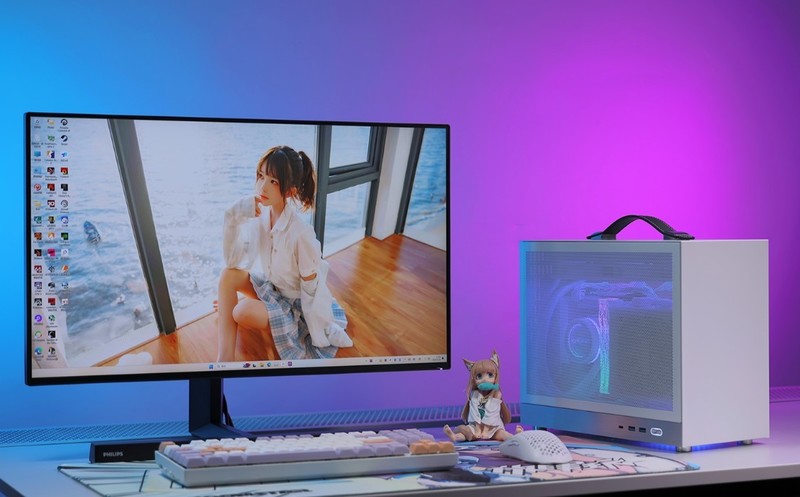 15.9L便携小钢炮主机：14600K +4070S显卡+D5内存，颜值性能兼备