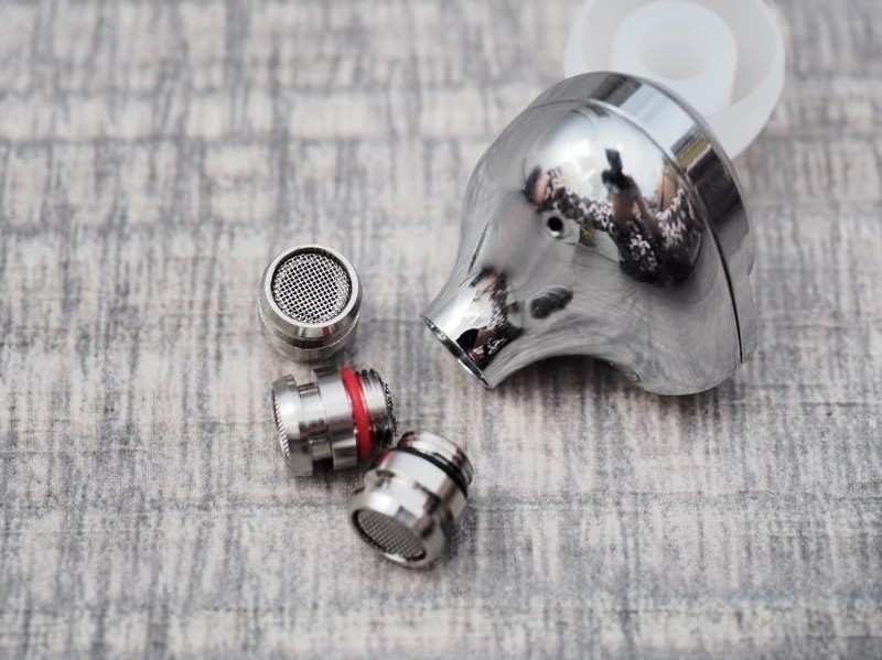 卷出新高度——山灵 SONO 两圈一铁 HIFI 有线耳机