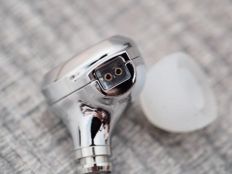 卷出新高度——山灵 SONO 两圈一铁 HIFI 有线耳机