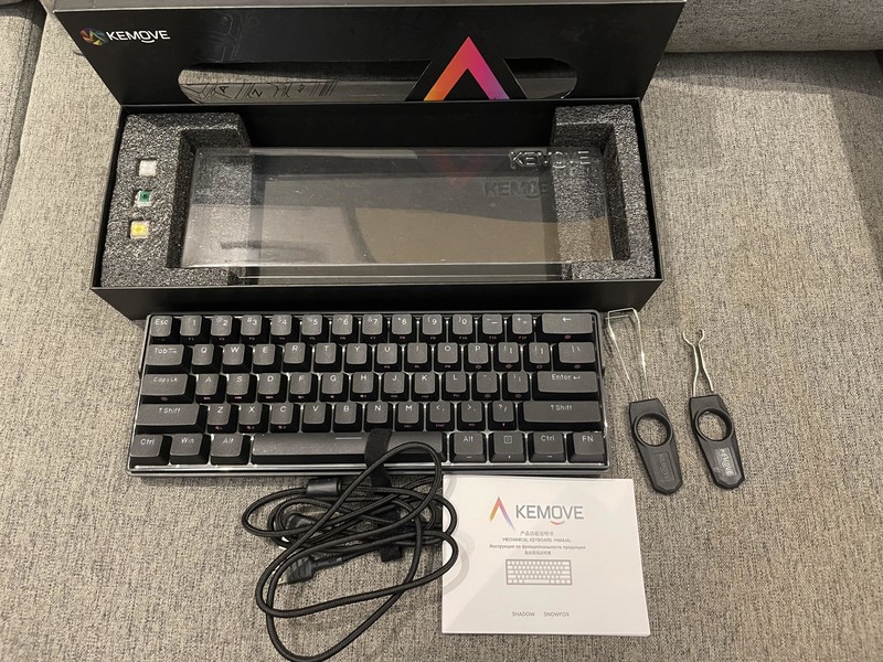 双模无线，RGB背光，PBT键帽，热插拔全安排！-KEMOVE DK61机械键盘