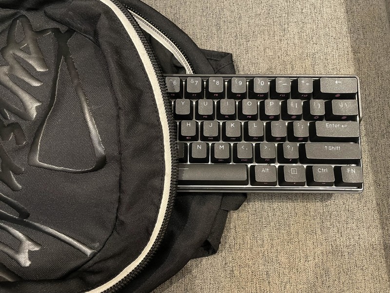 双模无线，RGB背光，PBT键帽，热插拔全安排！-KEMOVE DK61机械键盘