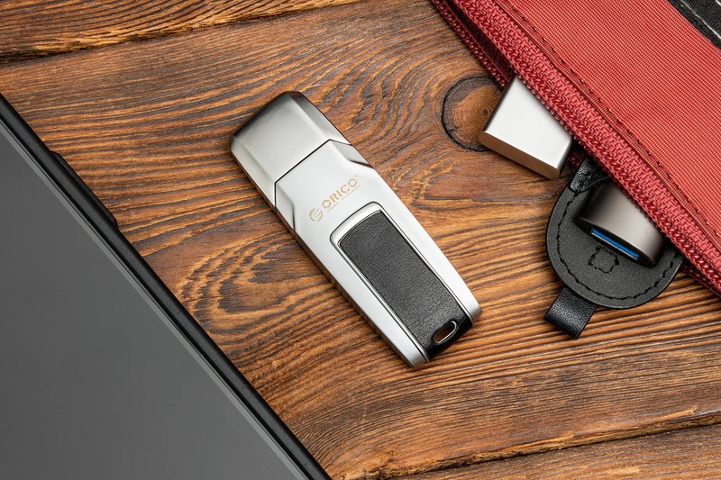 411MB/s的U盘是什么体验？跑车附体，ORICO UFSD-C系列快闪U盘评测