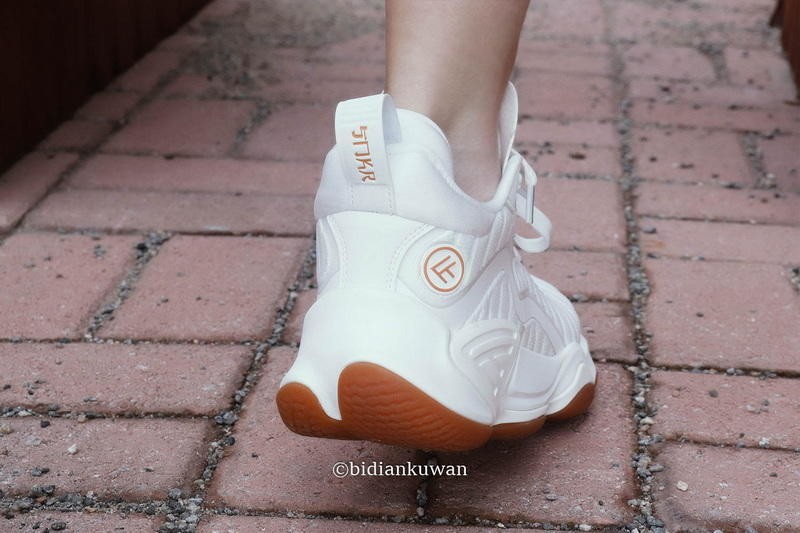 预算三四百，实战篮球鞋如何选？聊聊FREETIE牛蹄一代