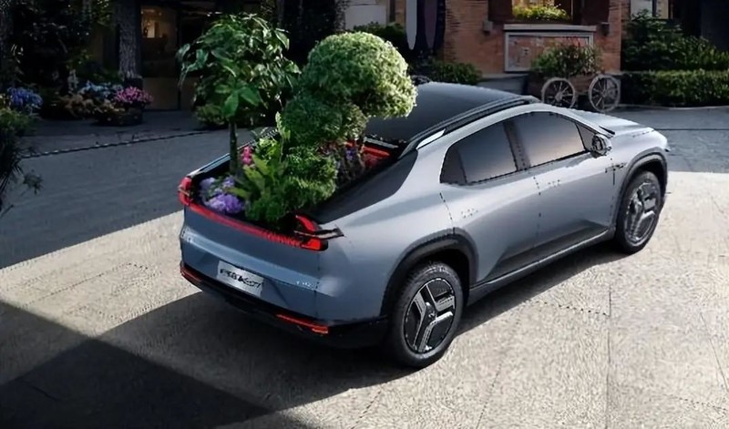 未来已来：长安启源E07，你的智能变形金刚座驾