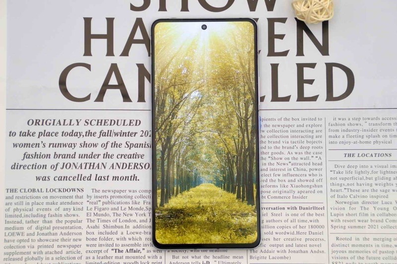 悦享操控，致敬经典，iQOO 10传奇版评测