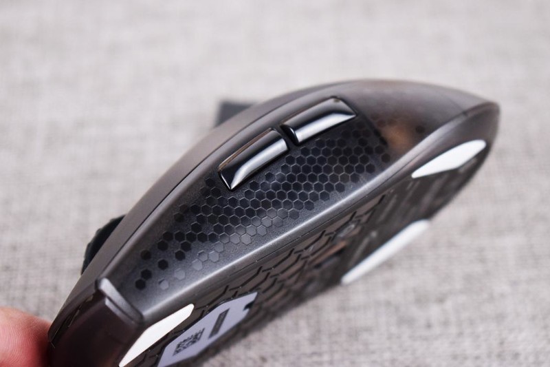 极度未知HyperX炽火无线游戏鼠标试玩：长续航游戏之选