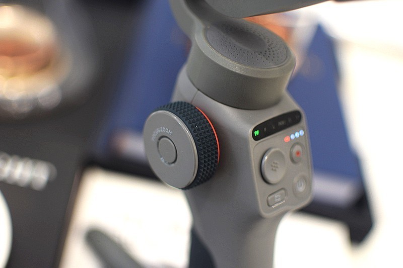 让你的手机拍摄更稳更出片逗映Capture 5云台帮你搞定个人Vlog大片