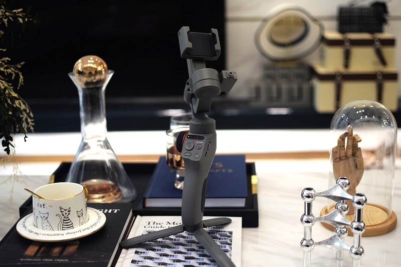 让你的手机拍摄更稳更出片逗映Capture 5云台帮你搞定个人Vlog大片