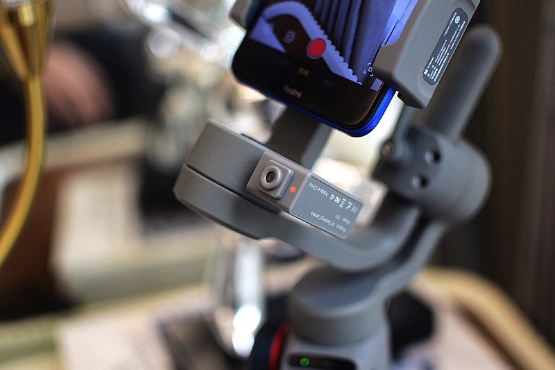 让你的手机拍摄更稳更出片逗映Capture 5云台帮你搞定个人Vlog大片