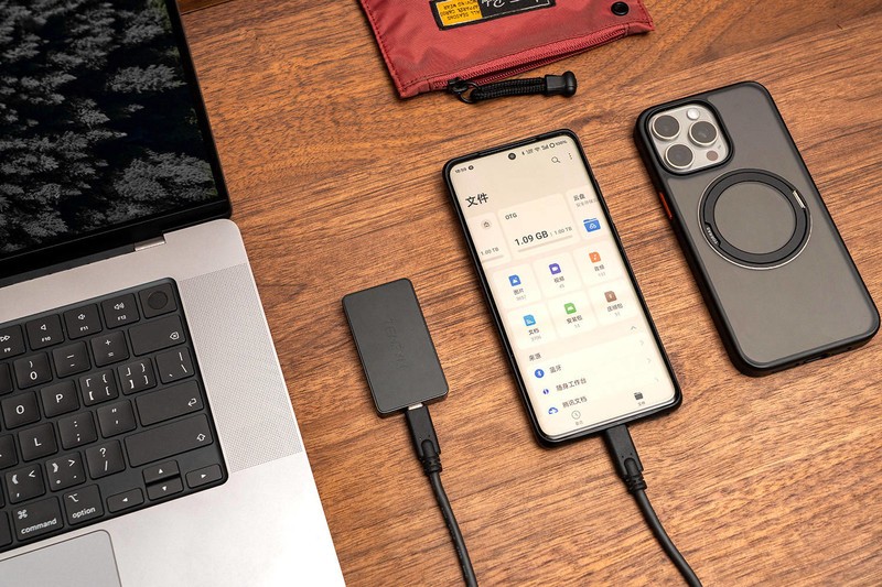 这500元花得真值，既解决了iPhone15 PM外录ProRes，又给MacBook Pro省了空间