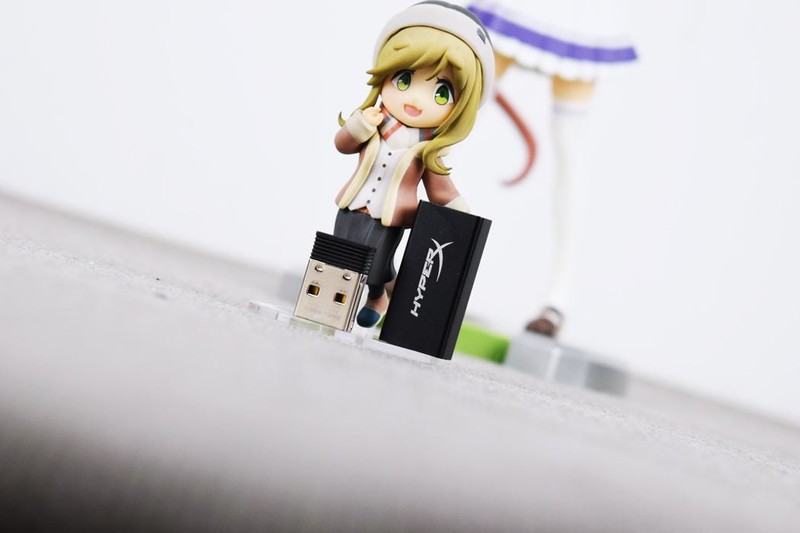 极度未知HyperX炽火无线游戏鼠标试玩：长续航游戏之选