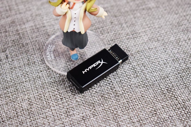 极度未知HyperX炽火无线游戏鼠标试玩：长续航游戏之选