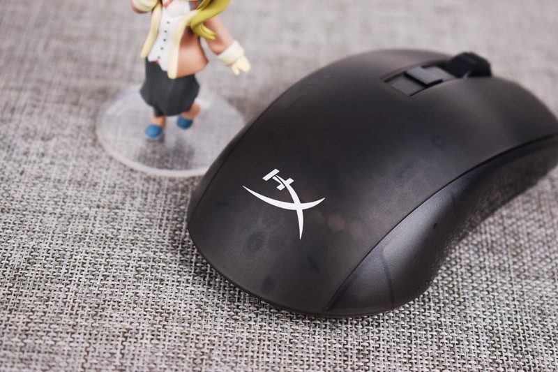 极度未知HyperX炽火无线游戏鼠标试玩：长续航游戏之选