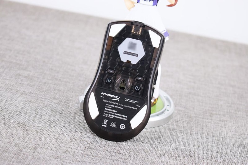 极度未知HyperX炽火无线游戏鼠标试玩：长续航游戏之选