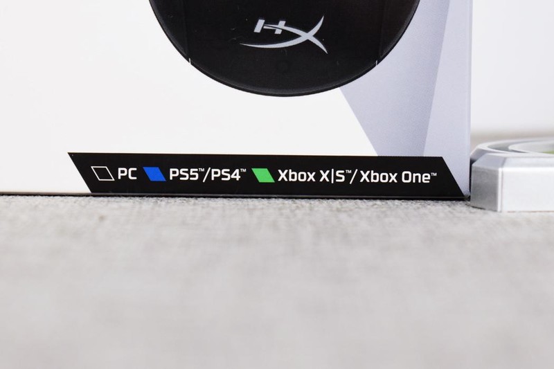 极度未知HyperX炽火无线游戏鼠标试玩：长续航游戏之选