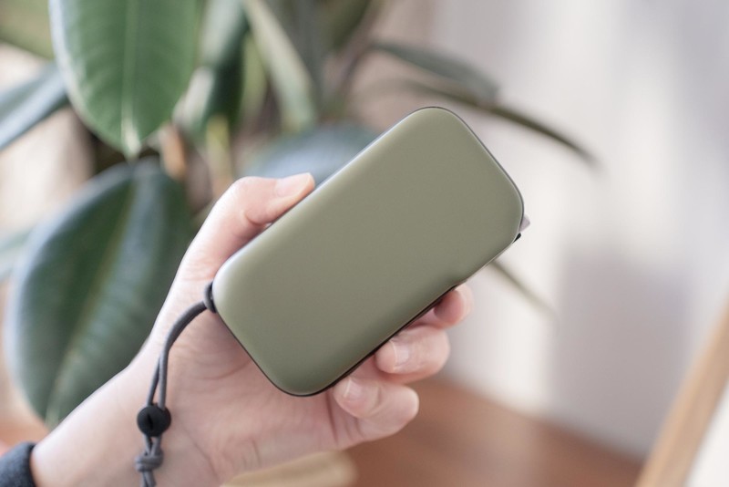 数码爱好者必备！IDMIX三合一旅充行上手体验，一个顶过去三个