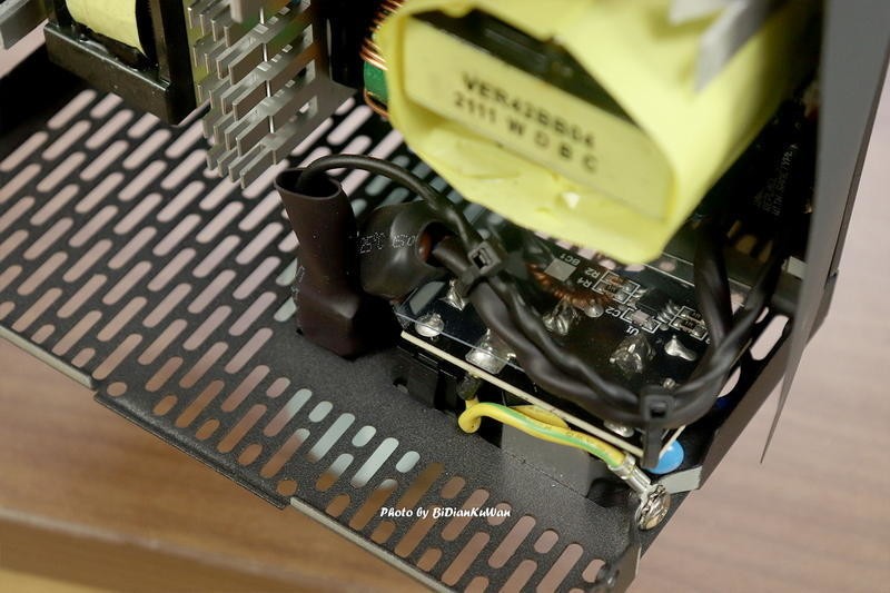 电脑电源如何选？拆解安钛克HCG1000金牌全模，表里如一您自己看