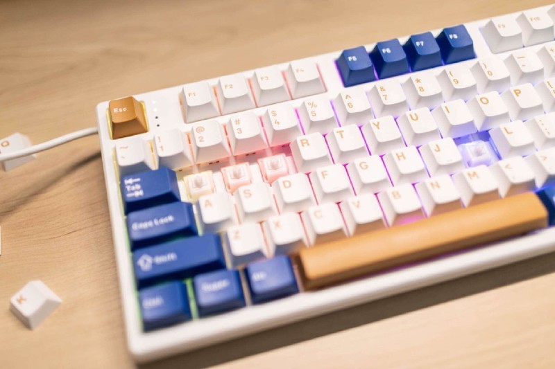 干电池续航，多设备无缝衔接，HELLO GANSS HS98T PRO真办公神器